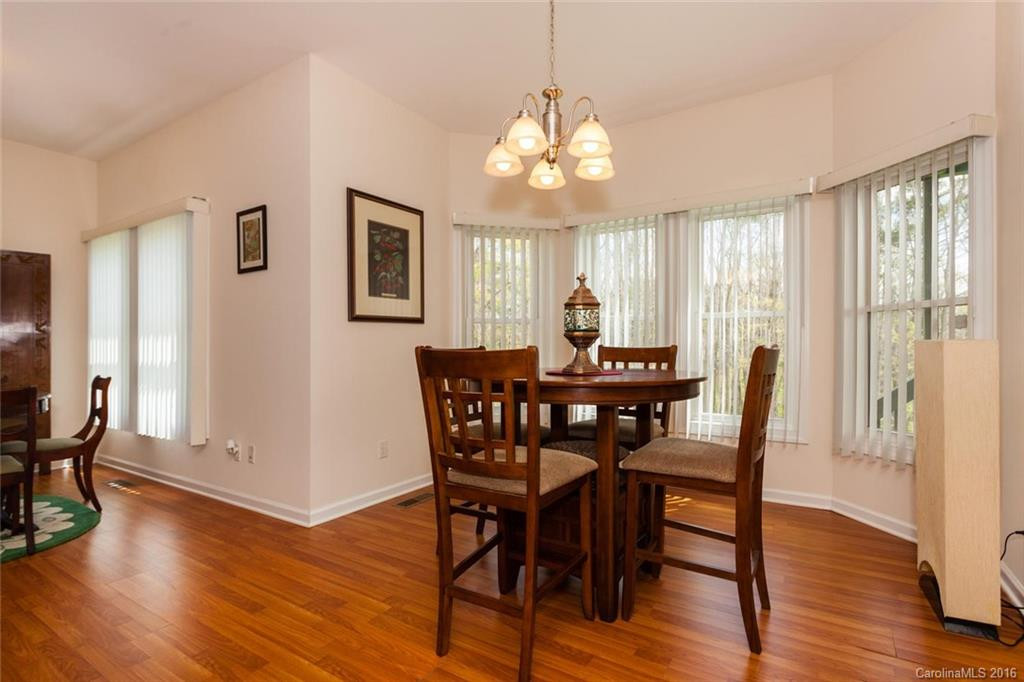 71 Noble Road - Photo 8