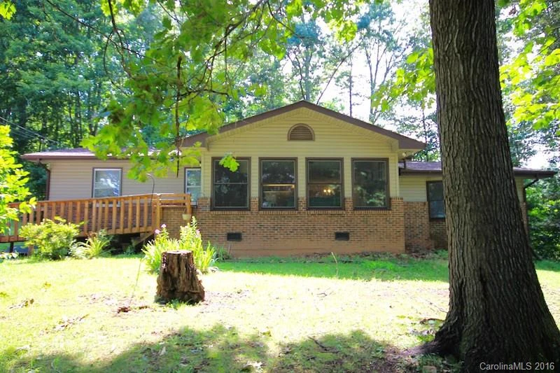 31 Singing Pines Drive