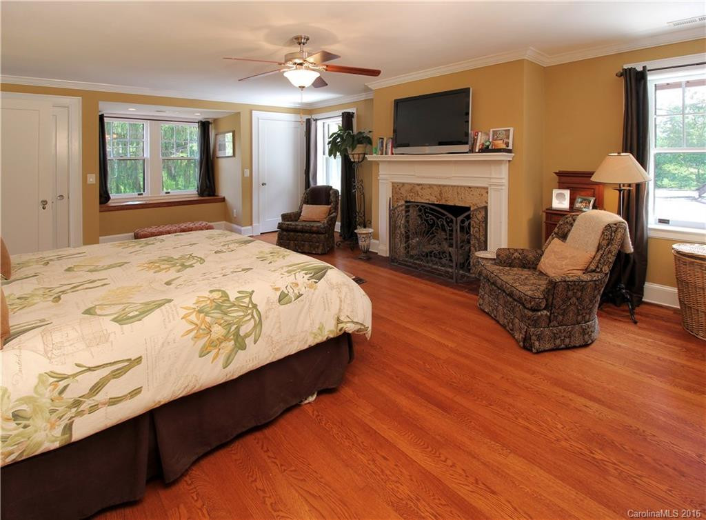 11 Avon Parkway - Photo 14