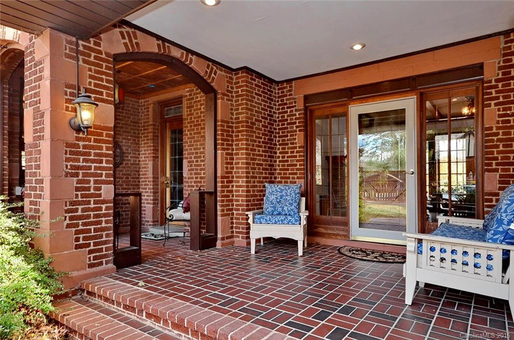 11 Avon Parkway - Photo 20