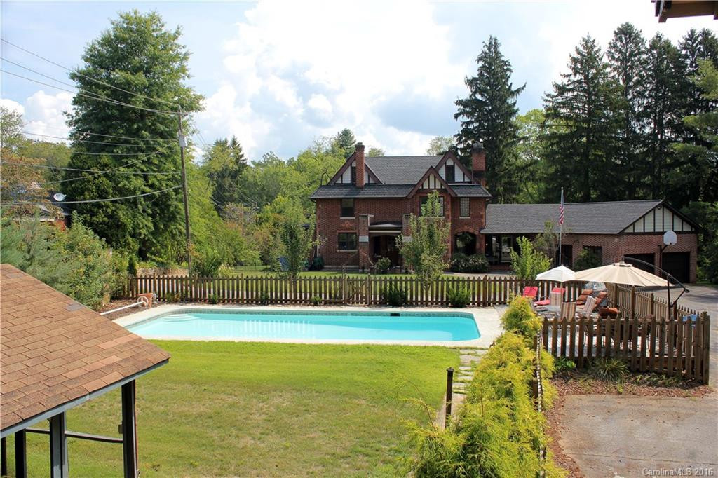 11 Avon Parkway - Photo 23