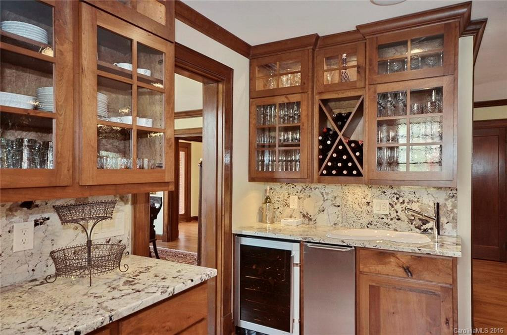 11 Avon Parkway - Photo 7