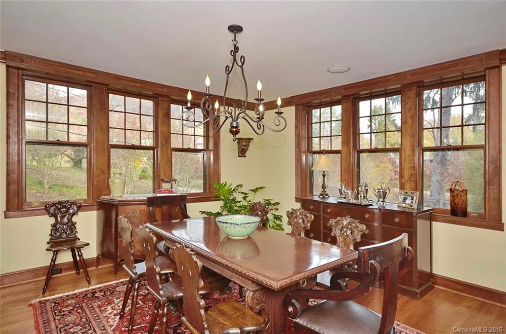 11 Avon Parkway - Photo 9