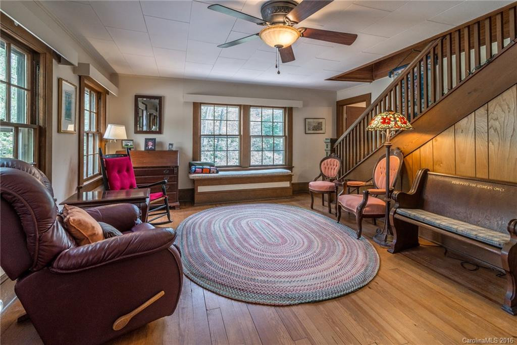 206 Louisiana Avenue - Photo 2