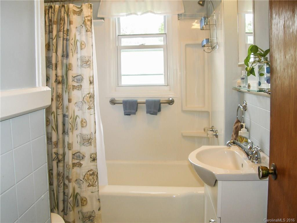 692 Newfound Road - Photo 14