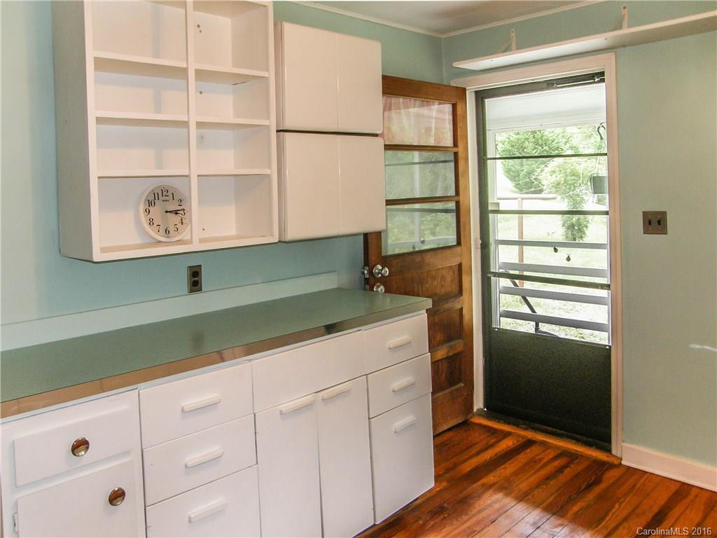 692 Newfound Road - Photo 4