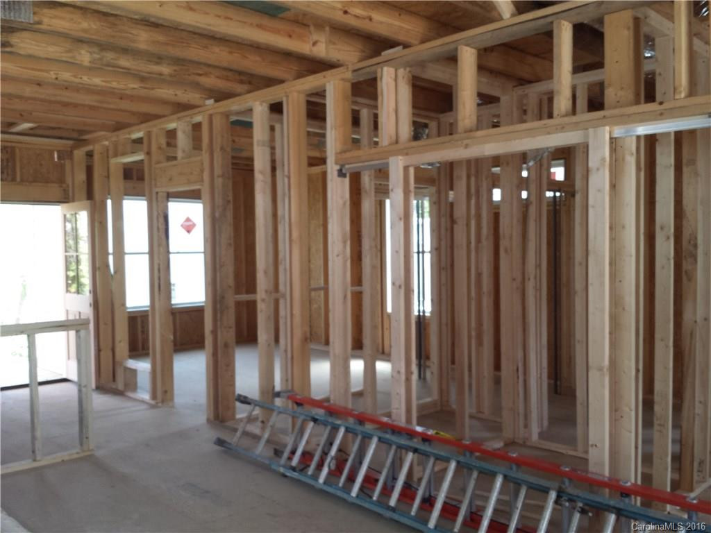 52 Robinson Avenue - Photo 8