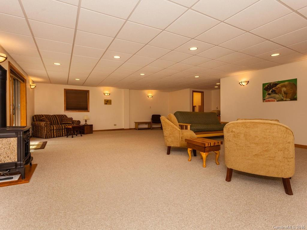 12 Tracy Lane - Photo 15