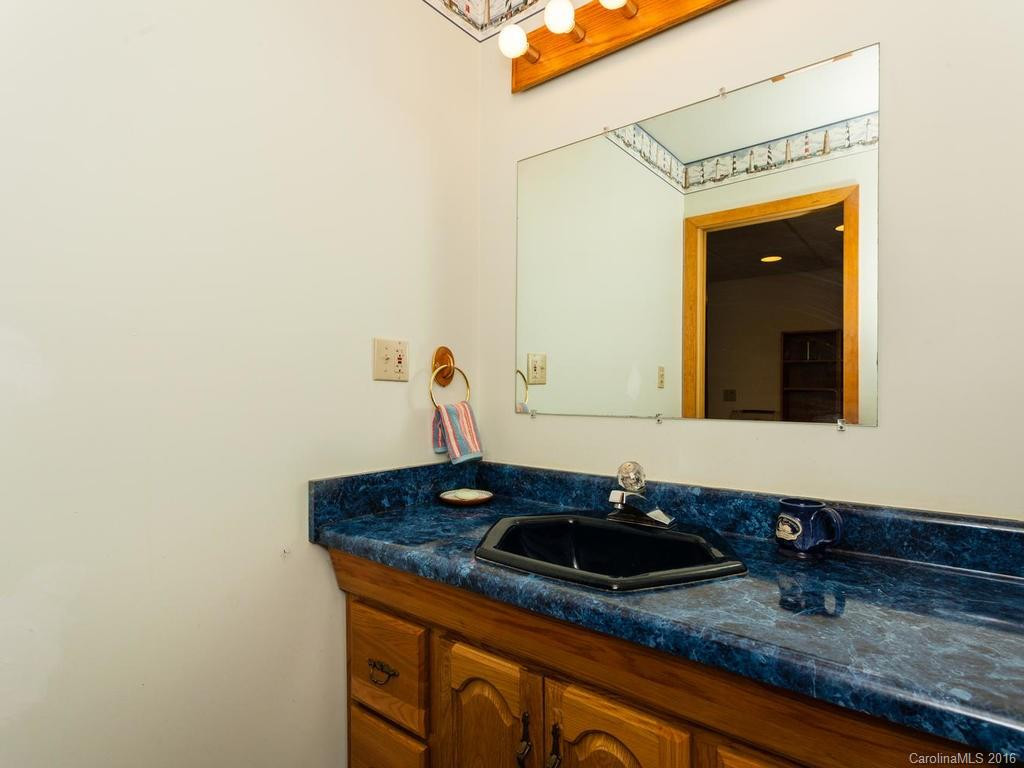 12 Tracy Lane - Photo 16