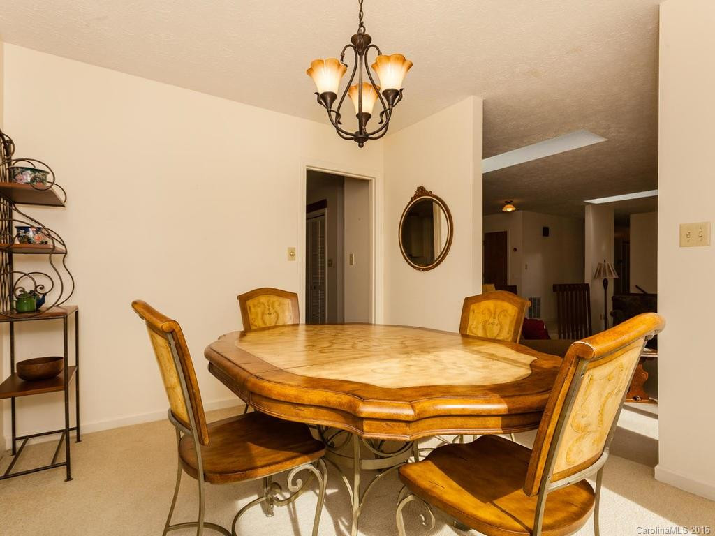 12 Tracy Lane - Photo 9