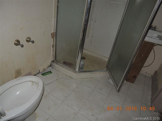 162 Maryland Street - Photo 4