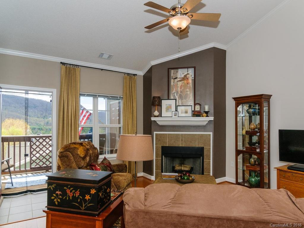 1000 Olde Eastwood Village Boulevard #309