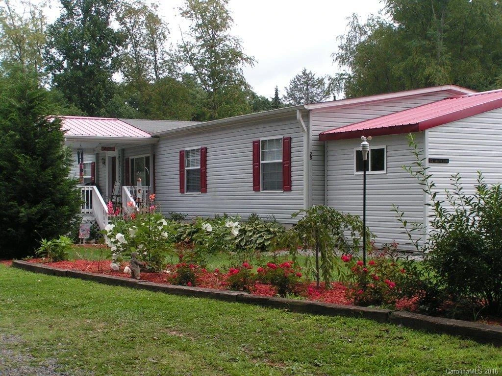 25 Sweden Lane Lane