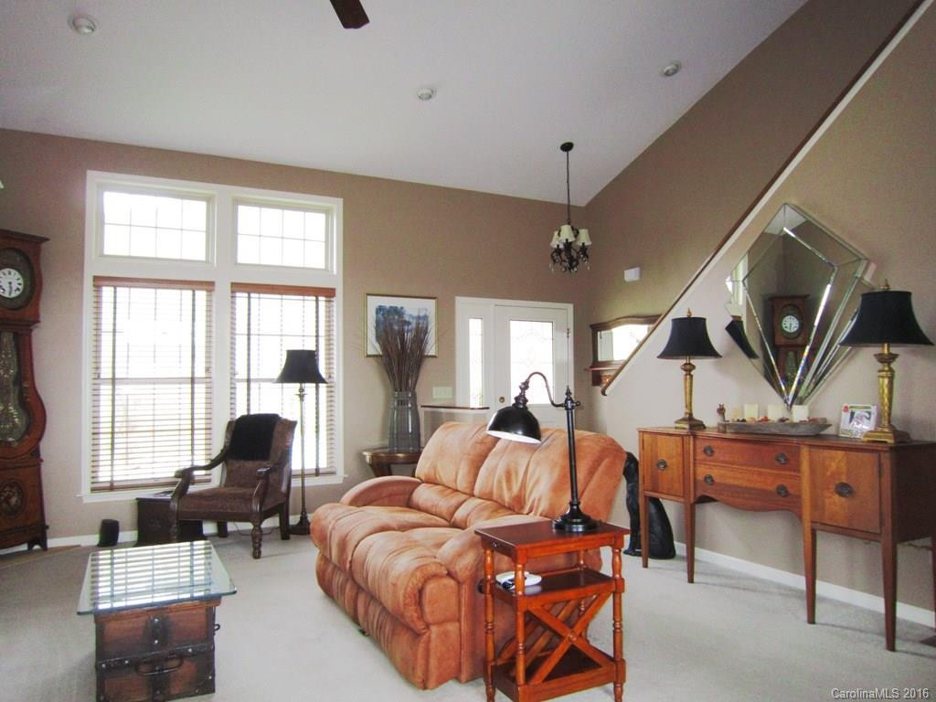 40 Vista Point Drive - Photo 4