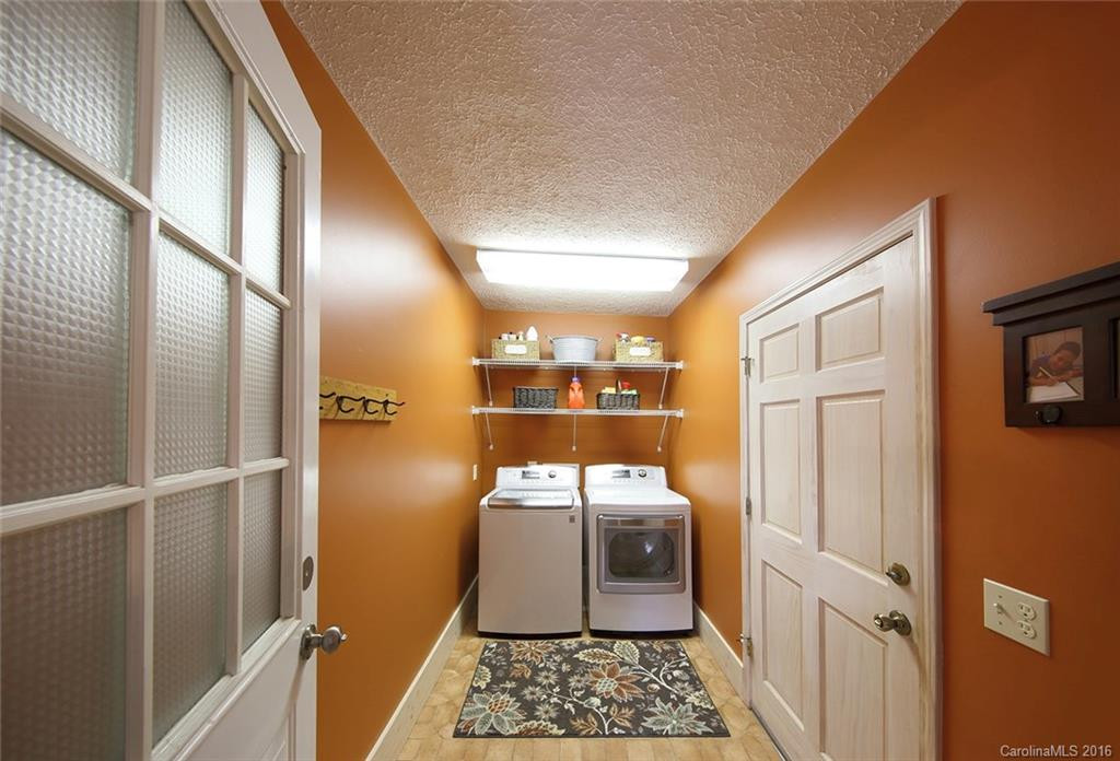 1640 Glenheath Drive - Photo 11