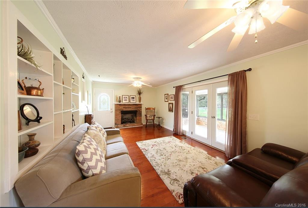 1640 Glenheath Drive - Photo 6