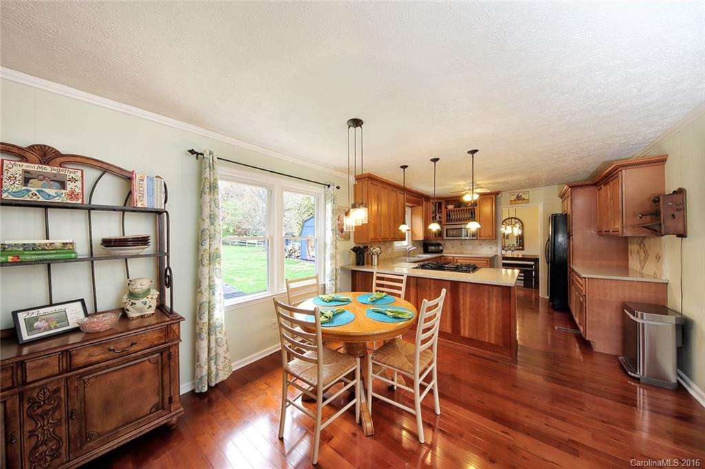 1640 Glenheath Drive - Photo 10