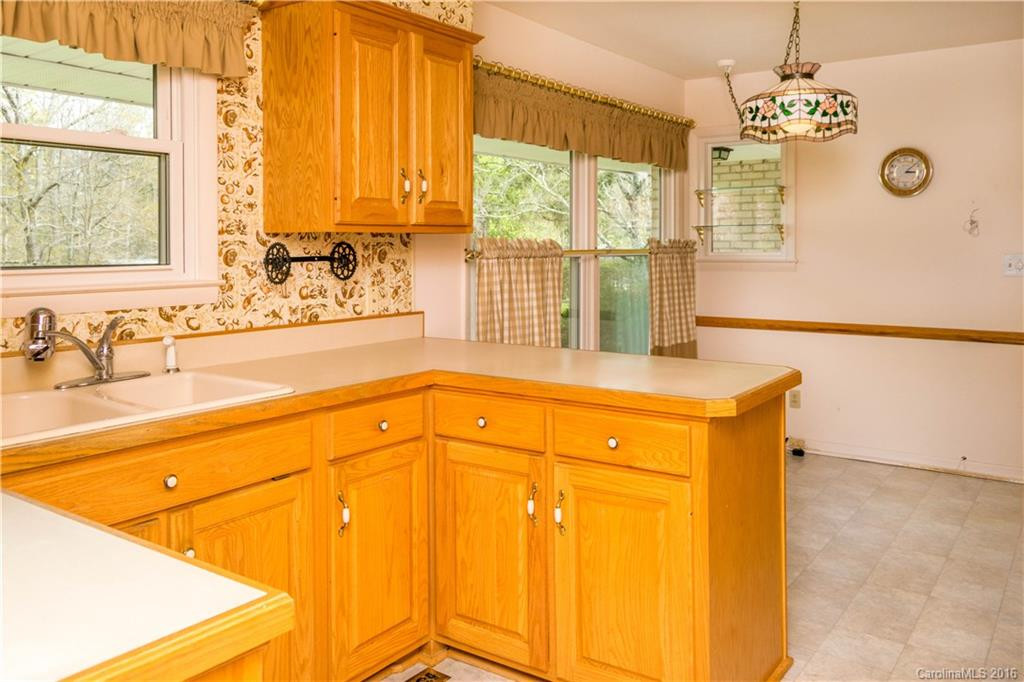 307 Tree Haven Boulevard #4 - Photo 3