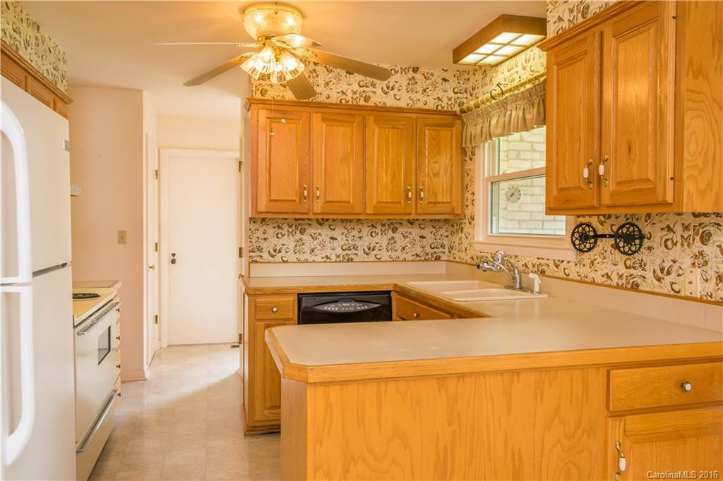 307 Tree Haven Boulevard #4 - Photo 4