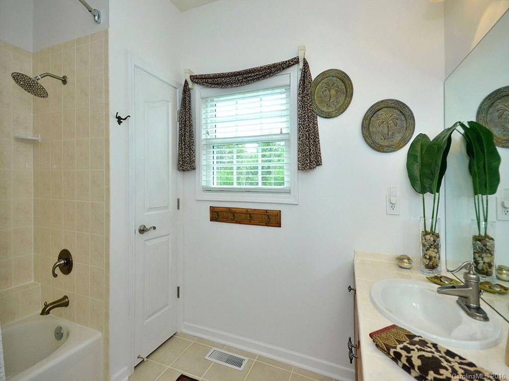 453 Kanuga Forest Drive - Photo 16