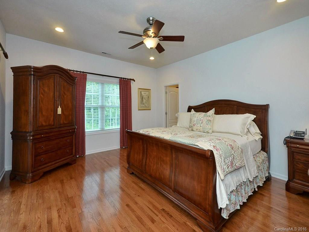 453 Kanuga Forest Drive - Photo 10