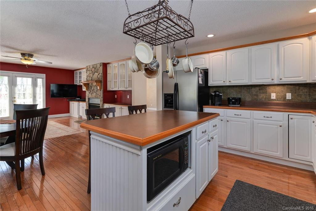 65 Red Maple Drive - Photo 11