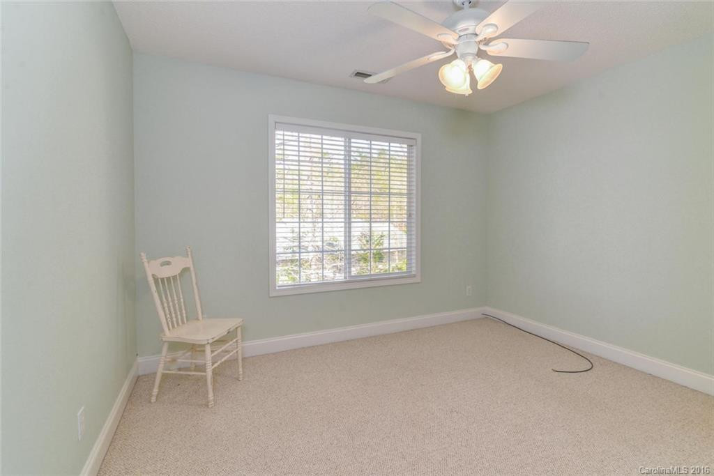 65 Red Maple Drive - Photo 18