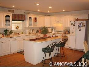 100 Grove Circle - Photo 15