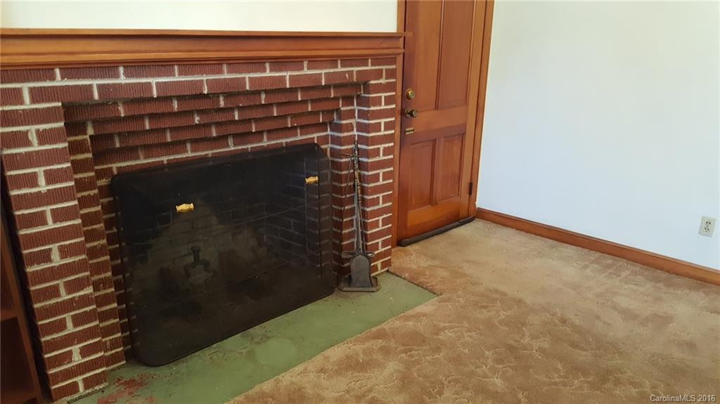 188 Hyatt Street - Photo 11