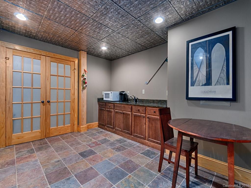 86 Red Oak Drive - Photo 18