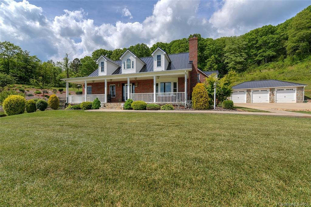 203 Bark Trail