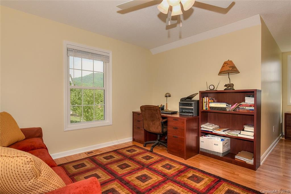203 Bark Trail - Photo 17
