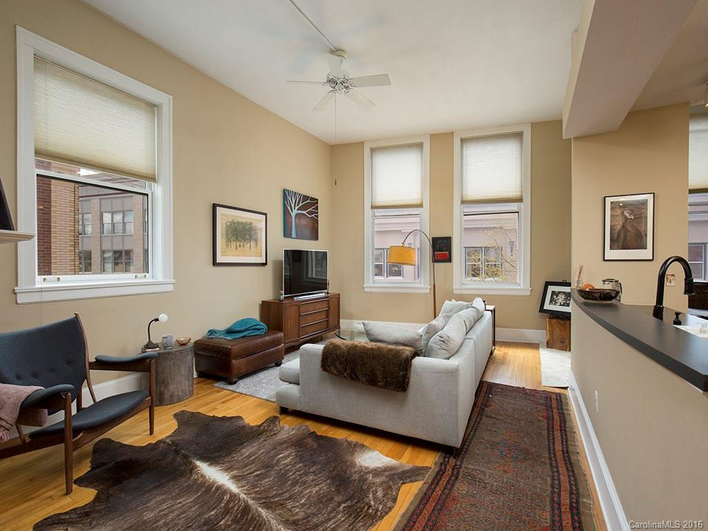 84 Walnut Street #301 - Photo 2