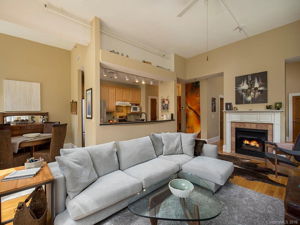84 Walnut Street #301 - Photo 3