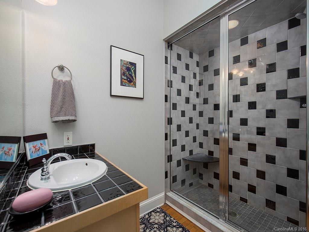 84 Walnut Street #301 - Photo 8
