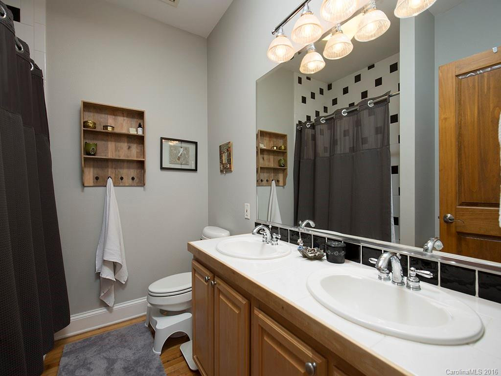 84 Walnut Street #301 - Photo 9