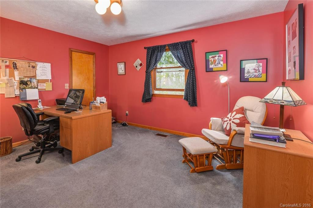 60 Tuckaway Drive - Photo 12