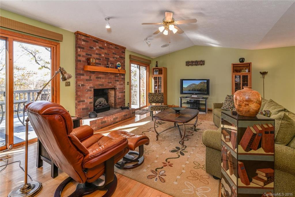 60 Tuckaway Drive - Photo 6