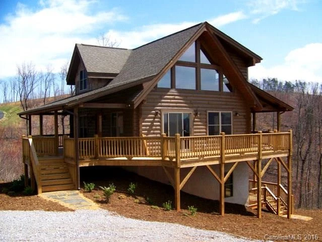 112 Summit Drive