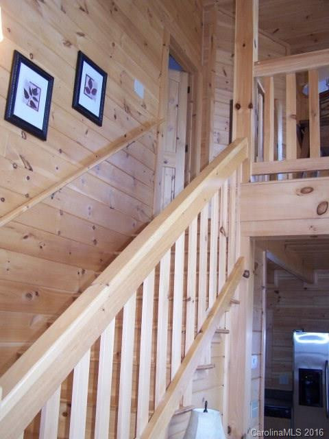 112 Summit Drive - Photo 14
