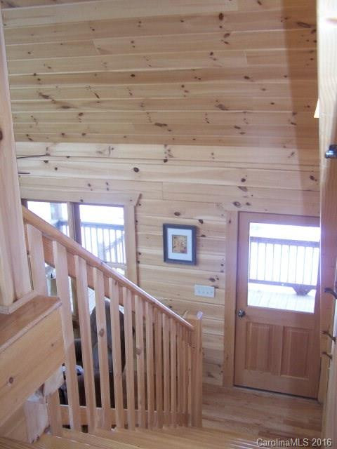 112 Summit Drive - Photo 15