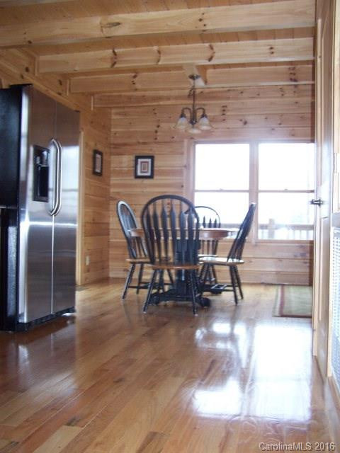 112 Summit Drive - Photo 9