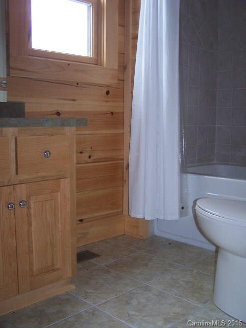 112 Summit Drive - Photo 10