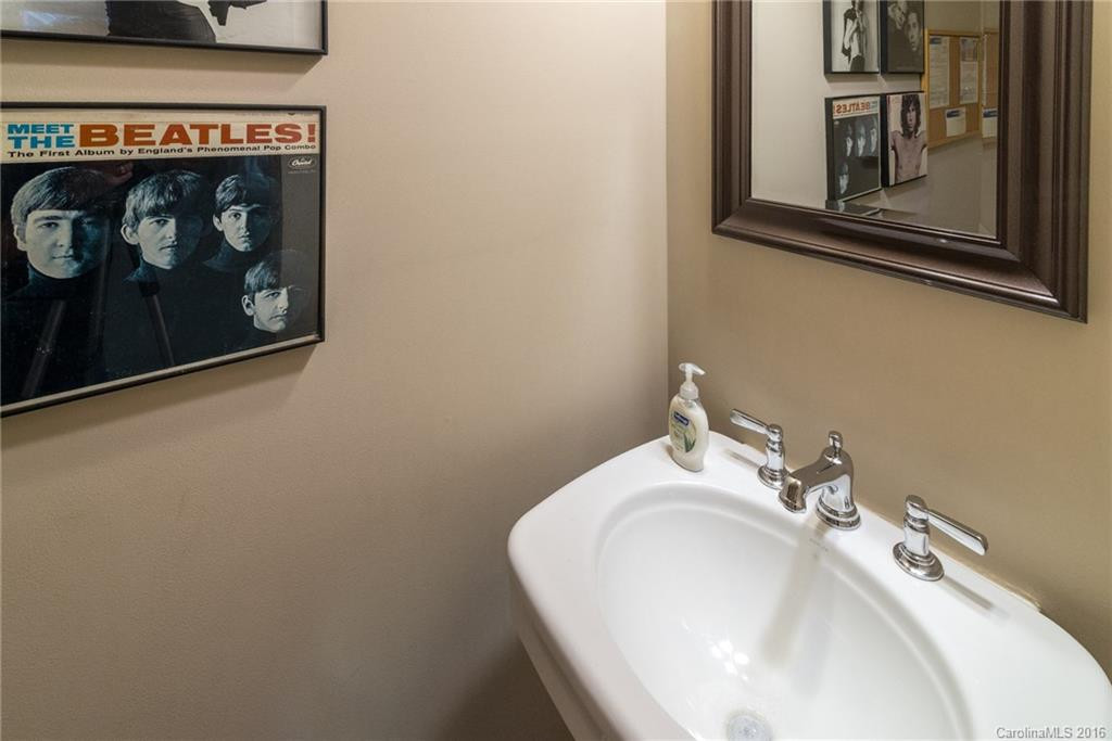 4 Fitzgerald Road #4 - Photo 12