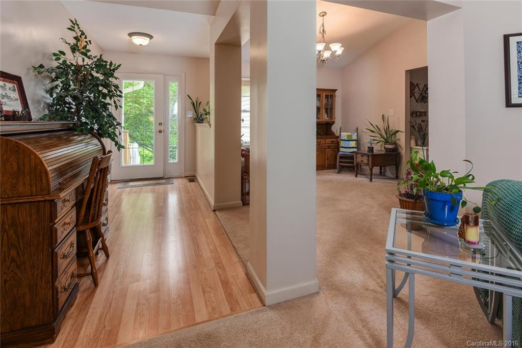 104 Forest Lake Drive - Photo 3