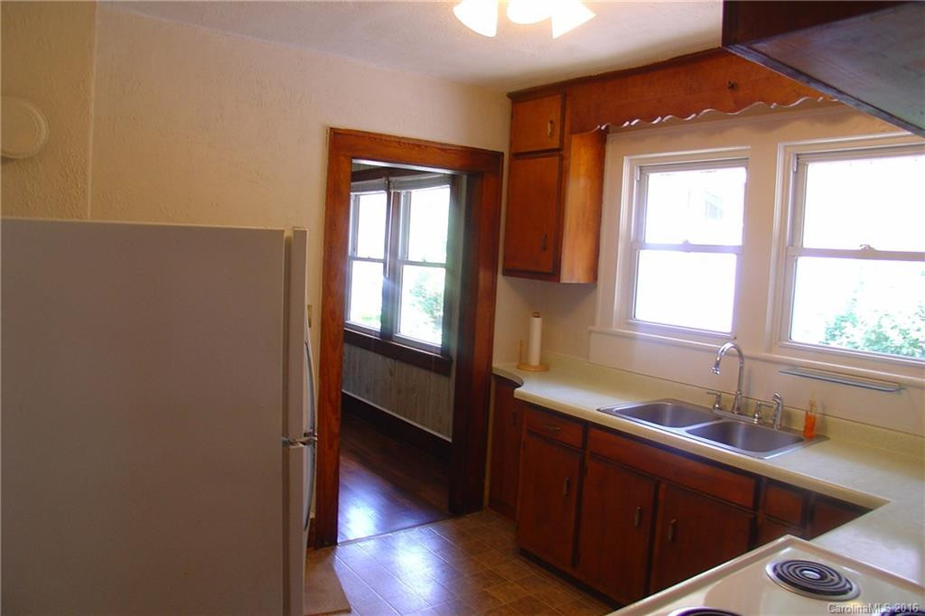 19 Nevada Avenue - Photo 11