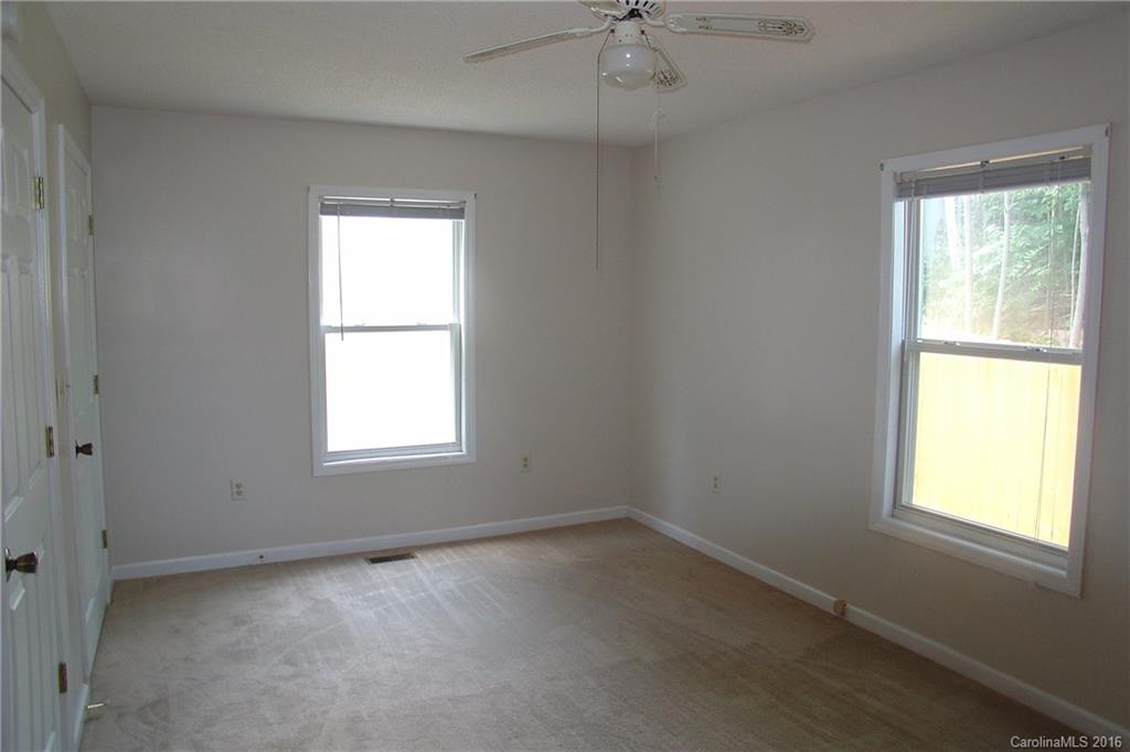 19 Nevada Avenue - Photo 15