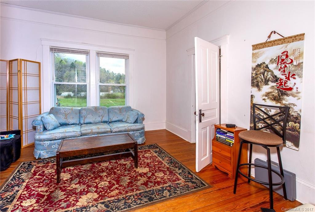 658 Country Club Road - Photo 11