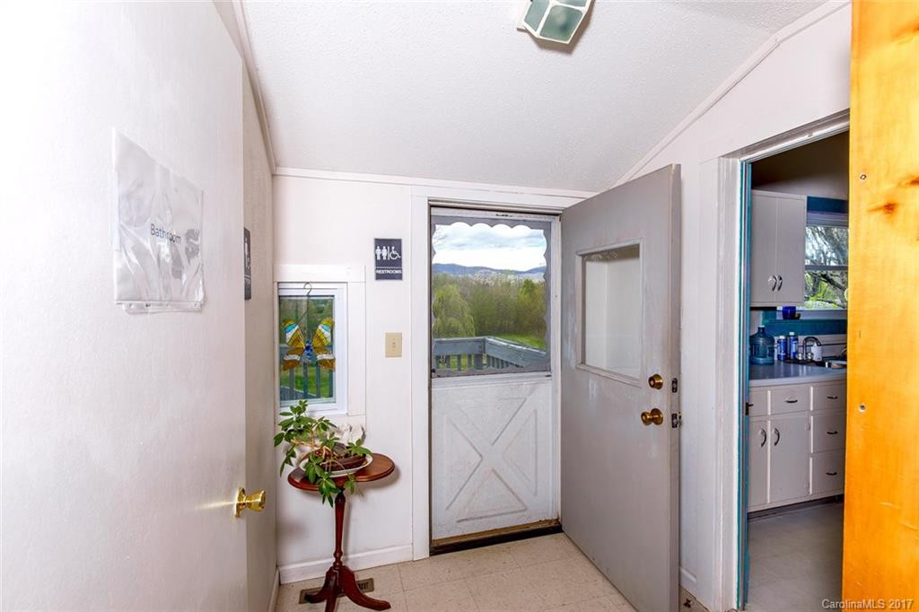 658 Country Club Road - Photo 15