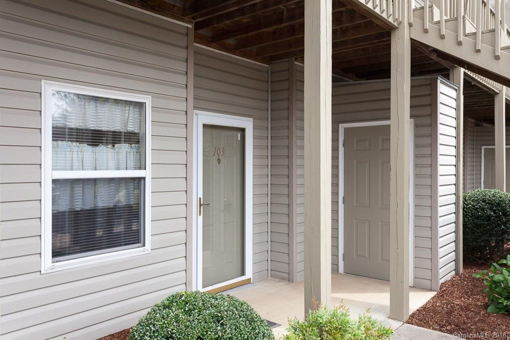 103 Carlyle Way #103 - Photo 2